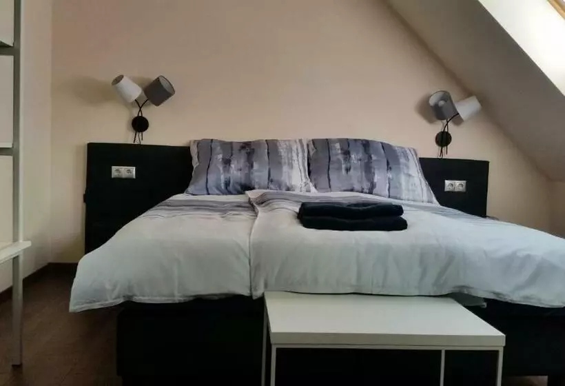 ベッドアンドブレックファースト Csöpi Panzió