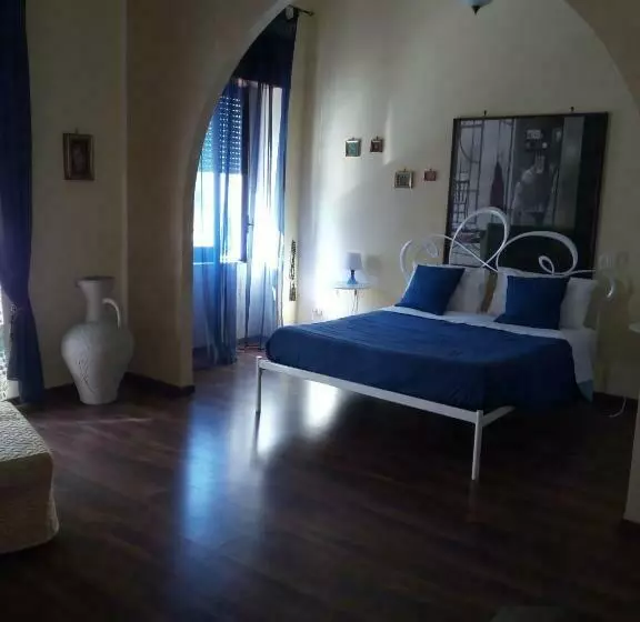 Aamiaismajoitus (B&B) La Suite Sul Corso