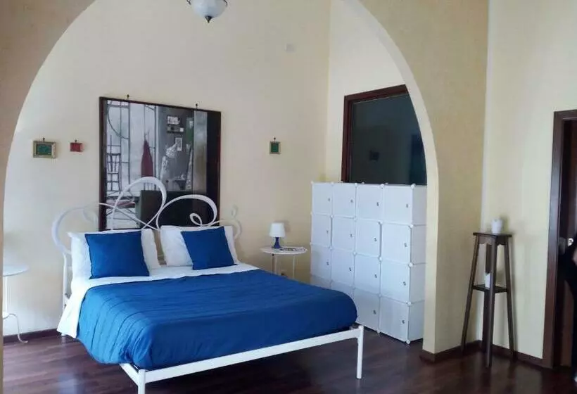 Aamiaismajoitus (B&B) La Suite Sul Corso