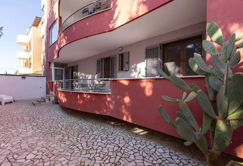 Casa Guglielmi