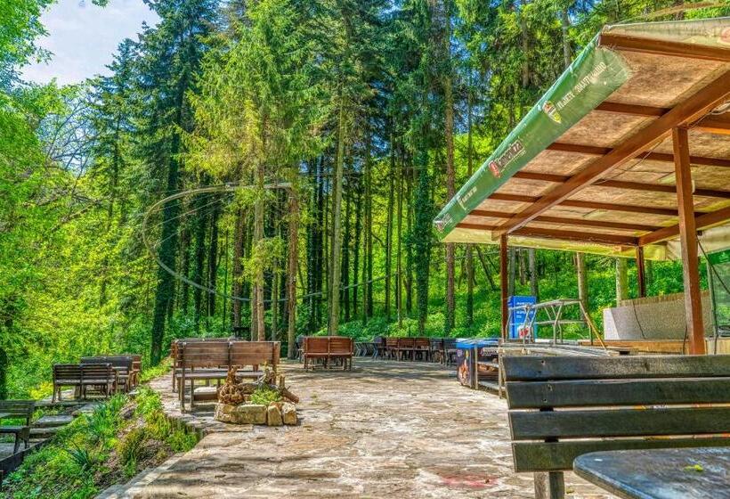 ペンション къща за гости крушун