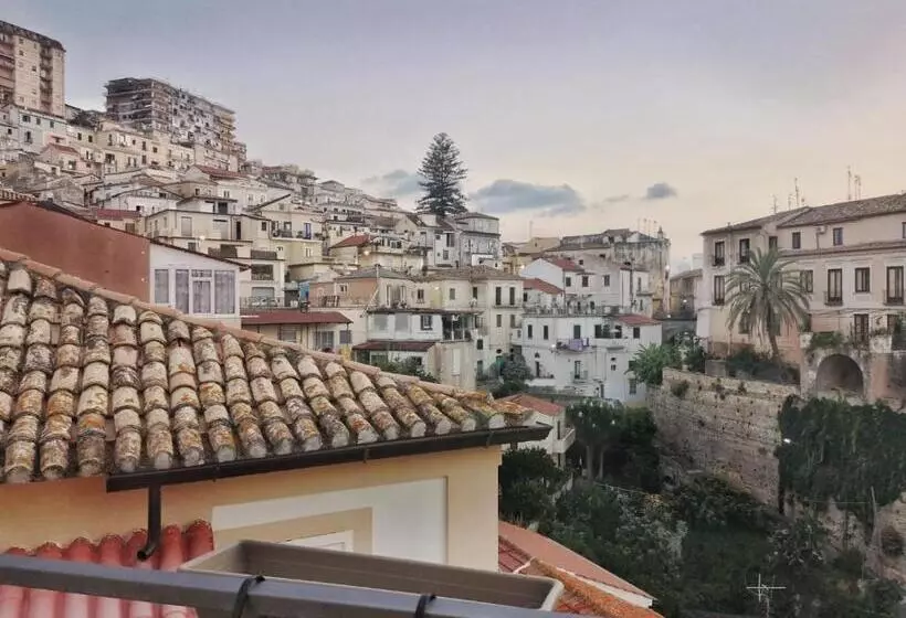 پانسیون A Casa Di Noemi