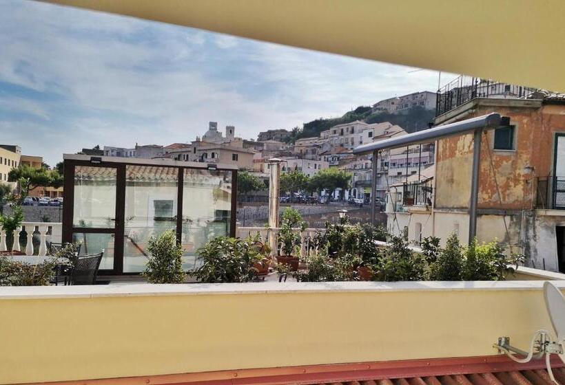 پانسیون A Casa Di Noemi