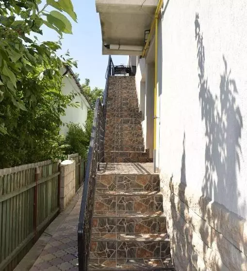ペンション Casa Sarofin