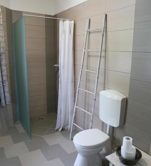 بنسيون Tiszavilág Pihenőház