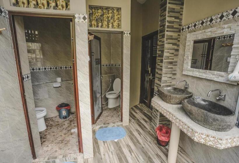 فندق صغير Ww Backpackers