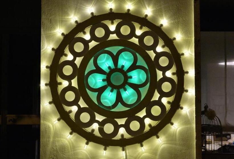 تختخواب و صبحانه Alba Dei Trulli