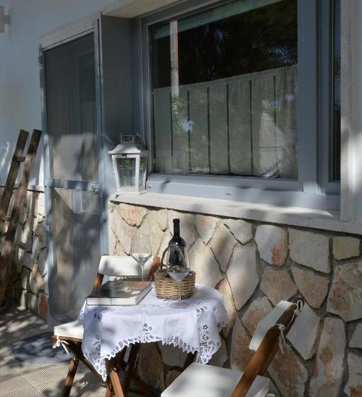 تختخواب و صبحانه Alba Dei Trulli