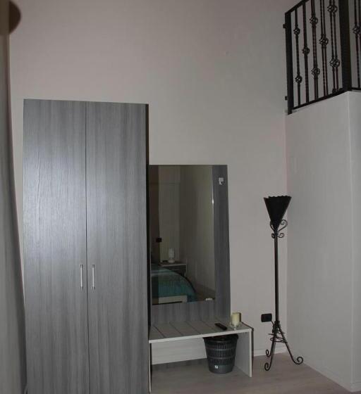 ベッドアンドブレックファースト Santa Lucia