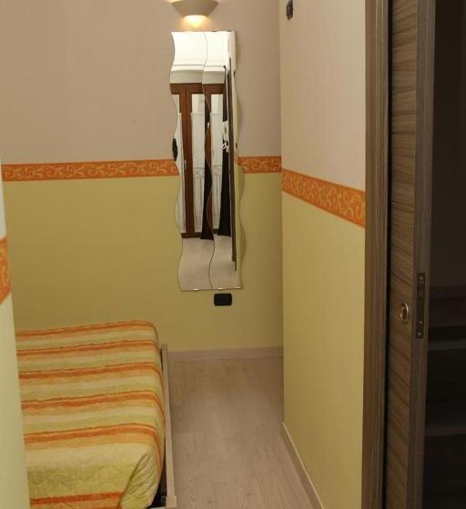 ベッドアンドブレックファースト Santa Lucia