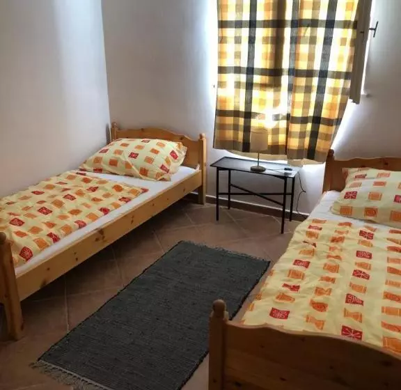 Hortenzia Apartman