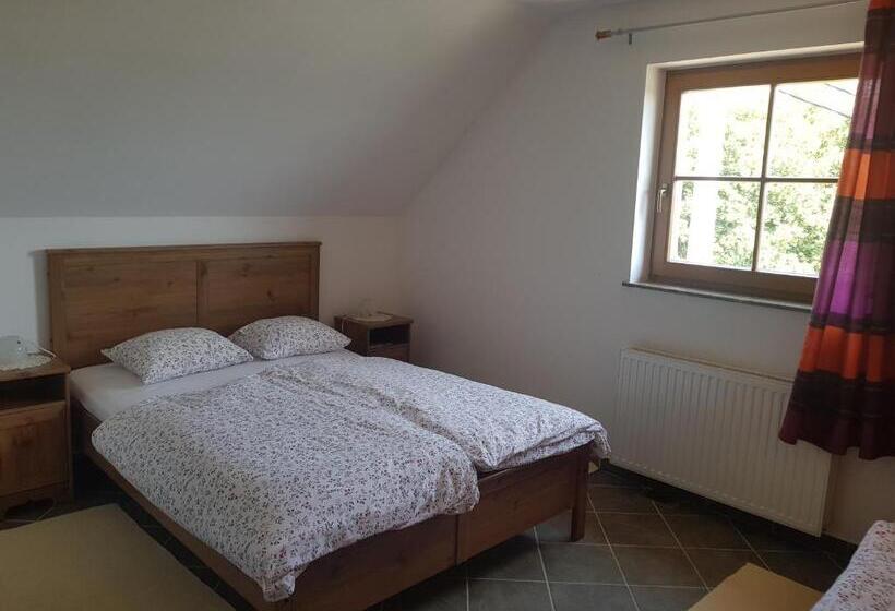 هتل Wine House Kaloh