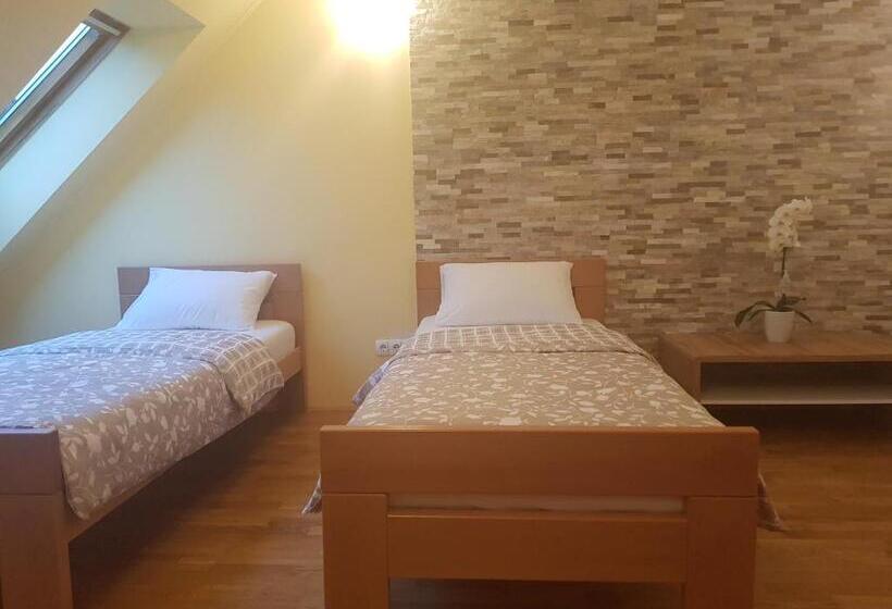 هتل Wine House Kaloh