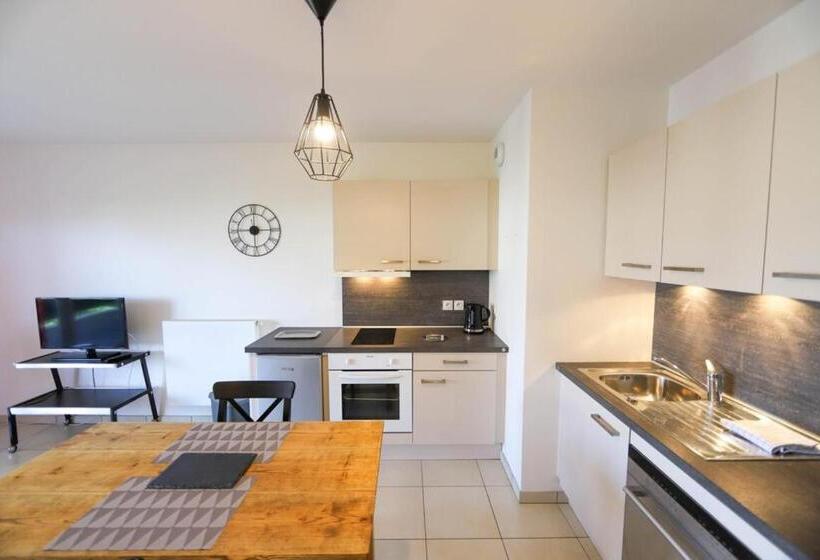 Le Discret T2 Aux Portes De La Vieille Ville