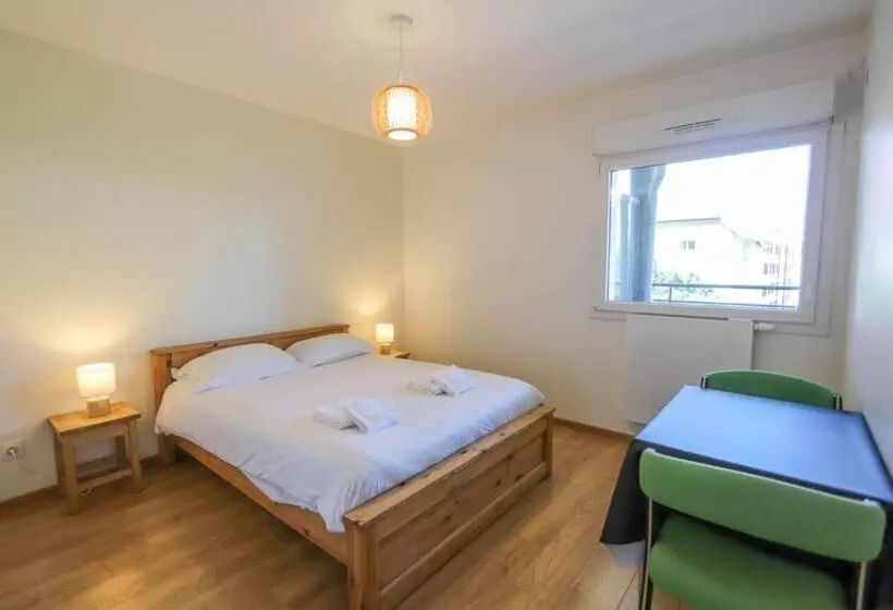 Le Discret T2 Aux Portes De La Vieille Ville