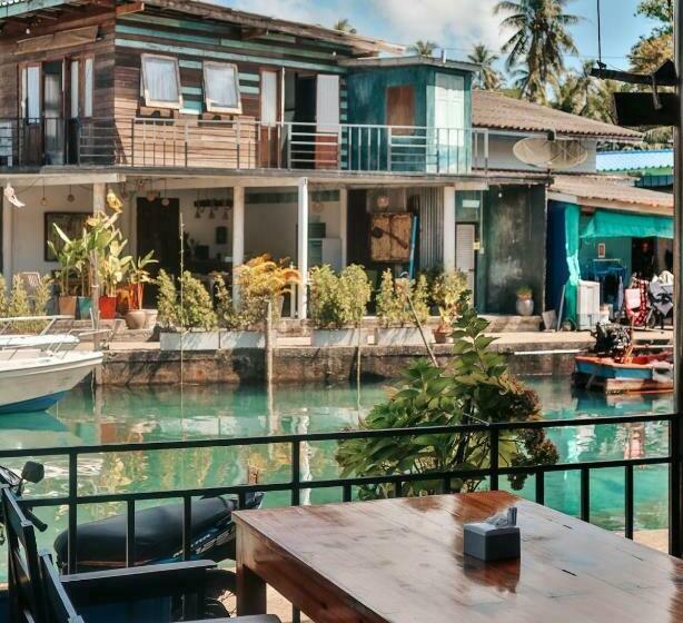 פנסיון Baan Rabieng Talay Homestayบ้านระเบียงทะเล โฮมสเตย์เกาะกูด