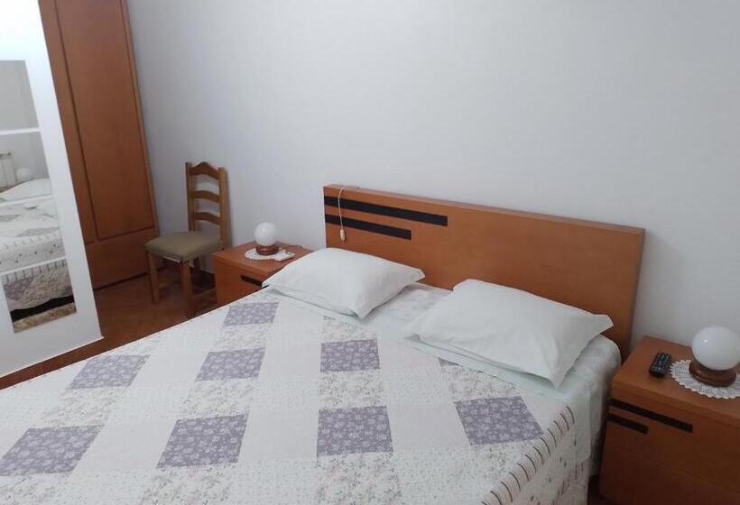 بنسيون Casa Do Eido