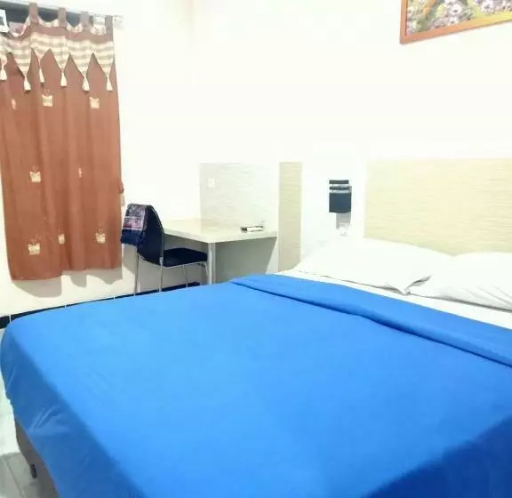 Majatalo Urbanview Hotel Delima 101 Syariah