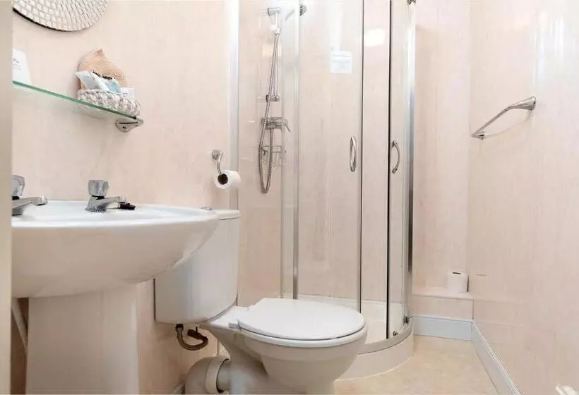 Majatalo Dolafon Guest House