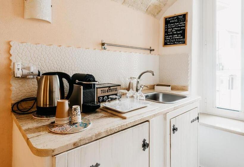 پانسیون Le Contrade Chiasso Cafaro