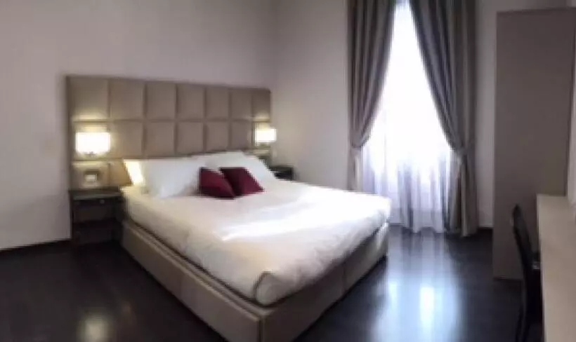 Majatalo Les Chambres De La Place