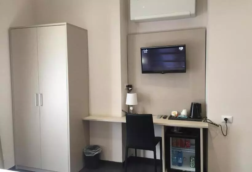 Majatalo Les Chambres De La Place