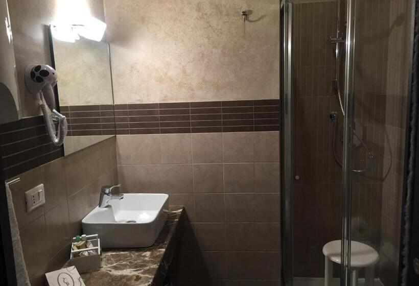 ペンション Les Chambres De La Place