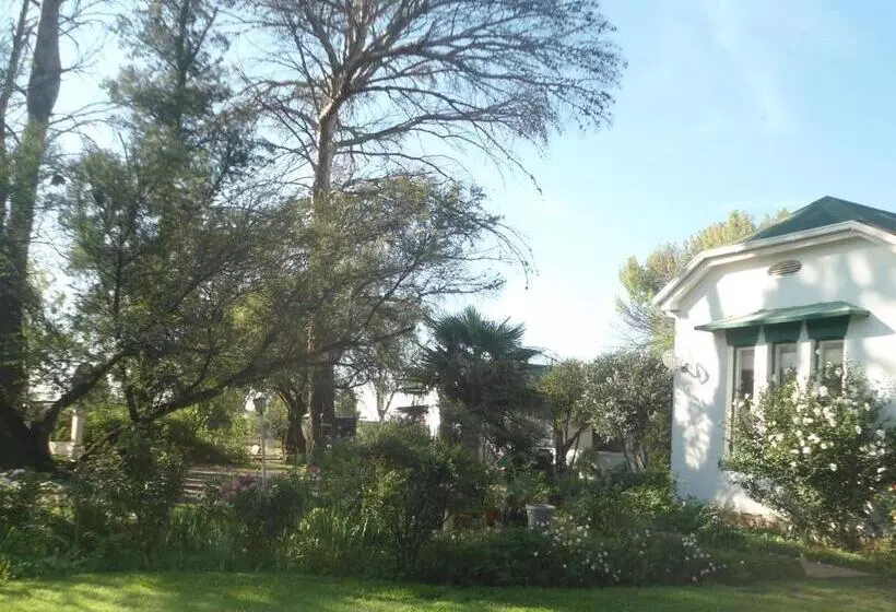 ペンション Smithfield House