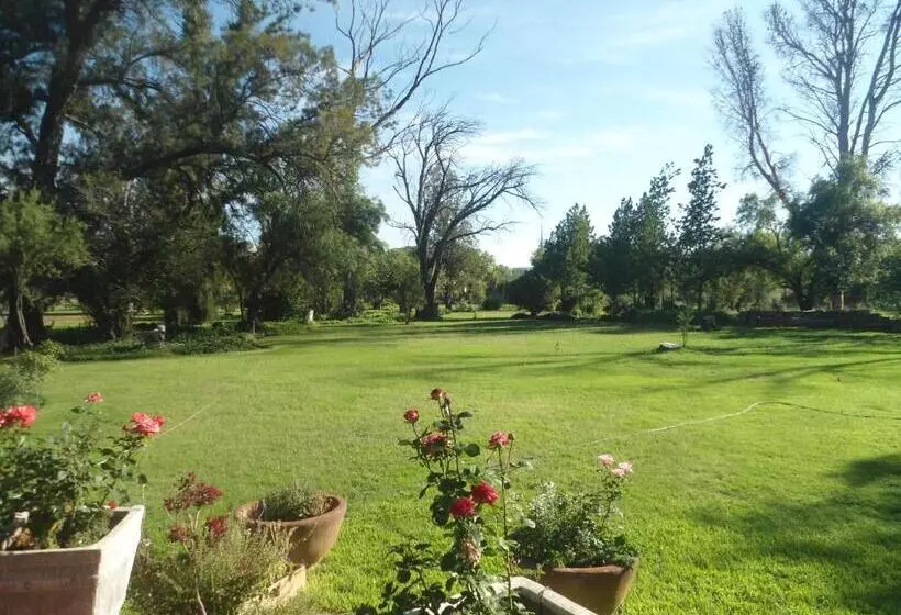 ペンション Smithfield House