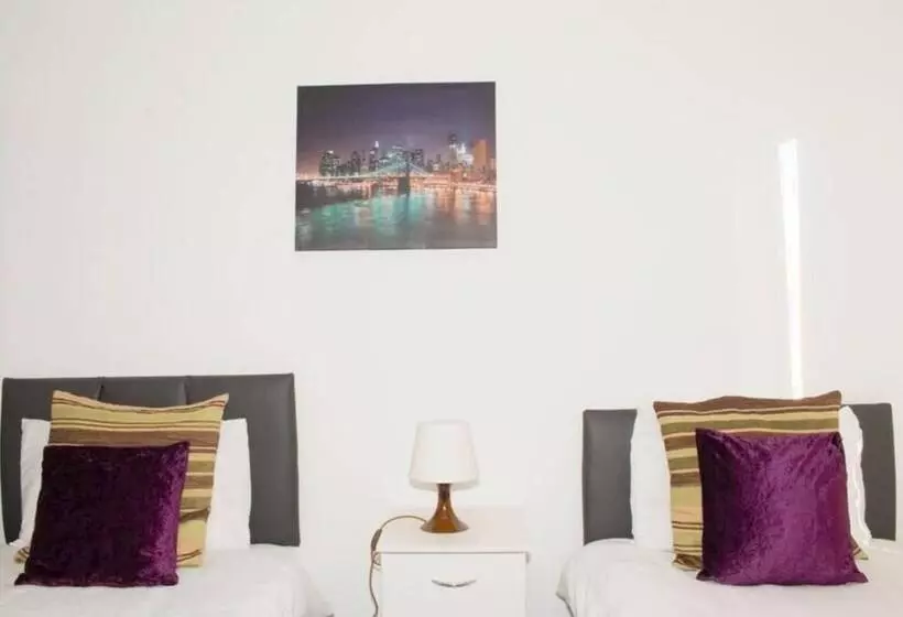 Tms Beautiful 2br Apartment! Ensuite! Lakeside