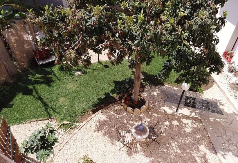 مبيت وإفطار Lunacalanti