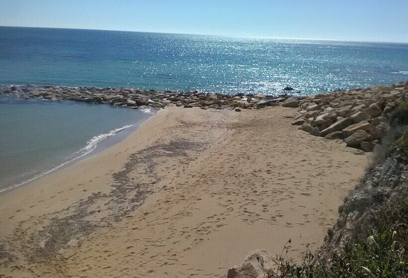 مبيت وإفطار Lunacalanti