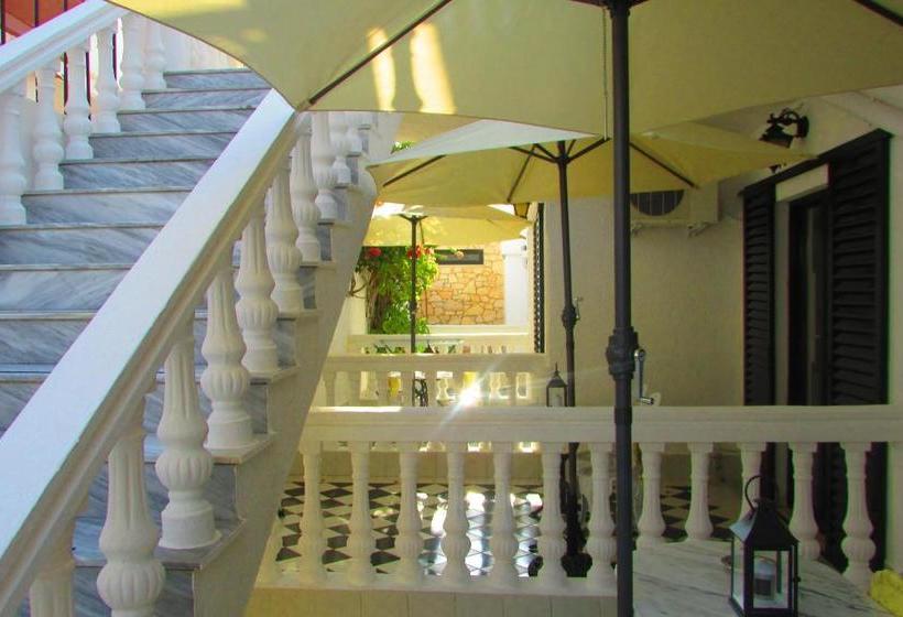 Отель Castellino Studios