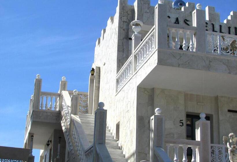 Отель Castellino Studios