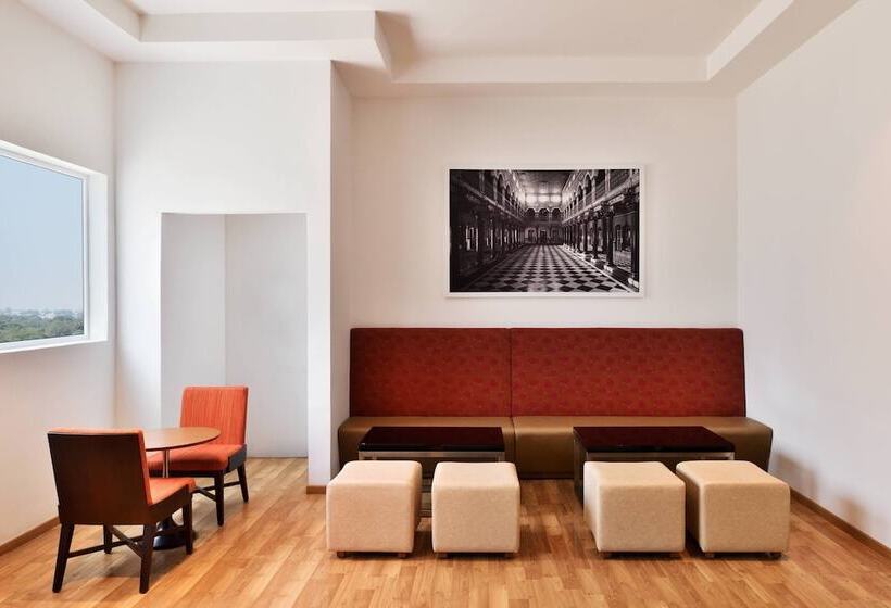 فندق Fairfield By Marriott Chennai Mahindra World City