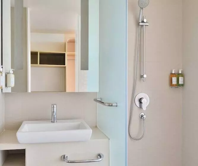 Hotel Fairfield By Marriott Chennai Mahindra World City