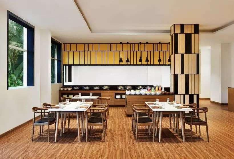 Hotel Fairfield By Marriott Chennai Mahindra World City