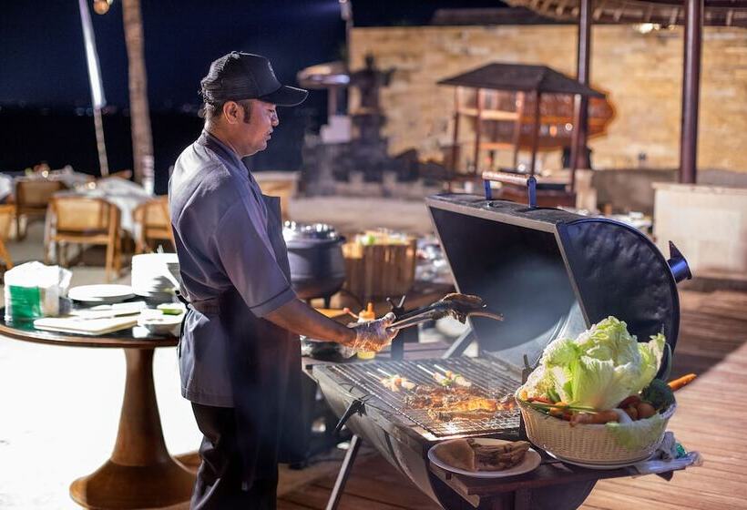 Отель Lembongan Beach Club & Resort