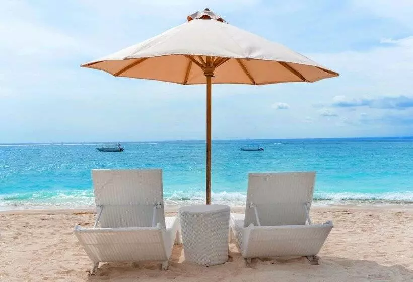 Отель Lembongan Beach Club & Resort