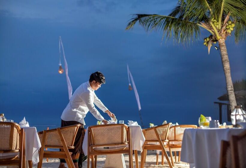 Отель Lembongan Beach Club & Resort