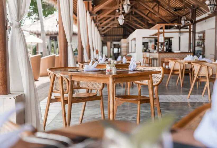 Отель Lembongan Beach Club & Resort