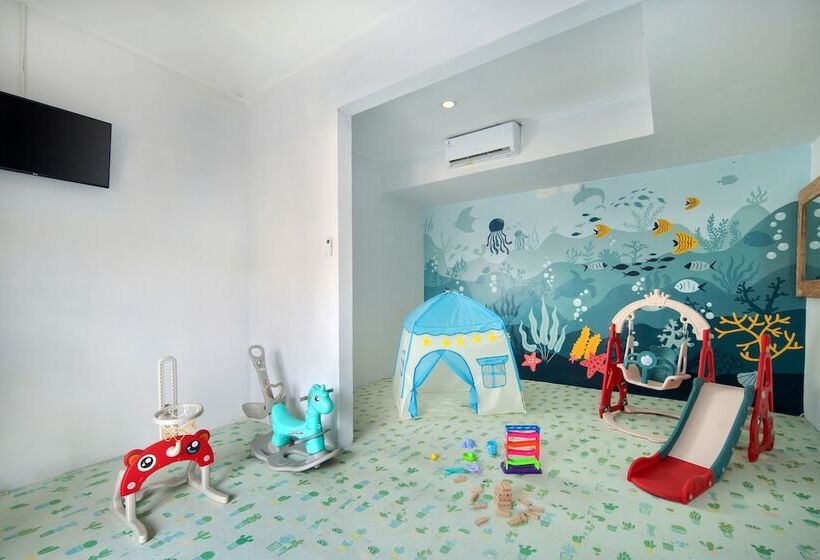 Отель Lembongan Beach Club & Resort