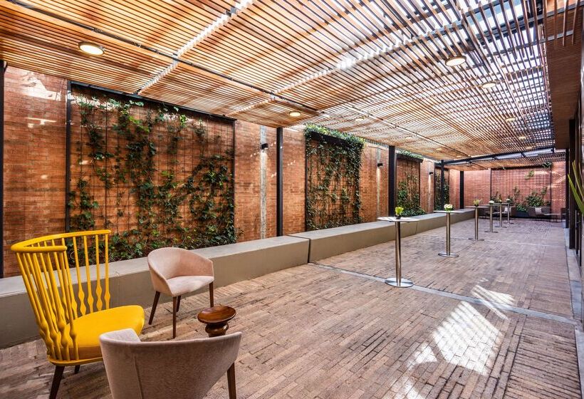 酒店 NH Collection Bogota Terra 100 Royal