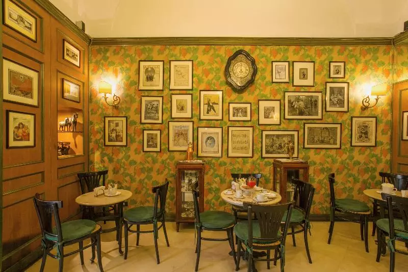 هتل Zodiacus Residence