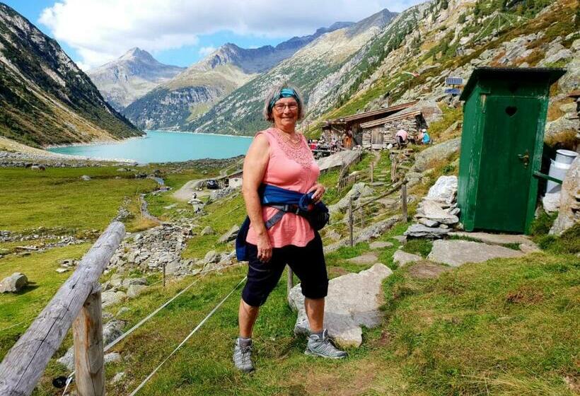 Общежитие Gästehaus Wildauer