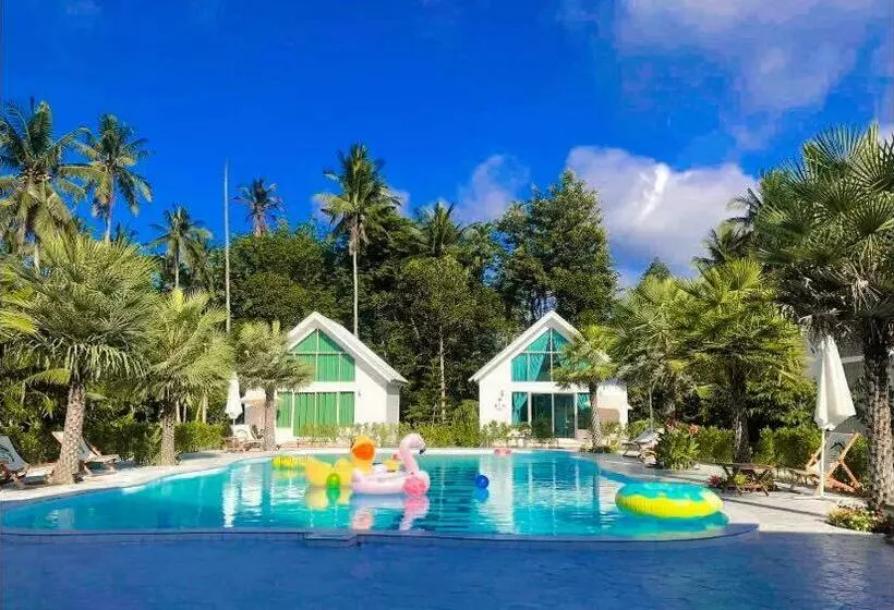 Retkeilymaja Thirty Tree Garden House