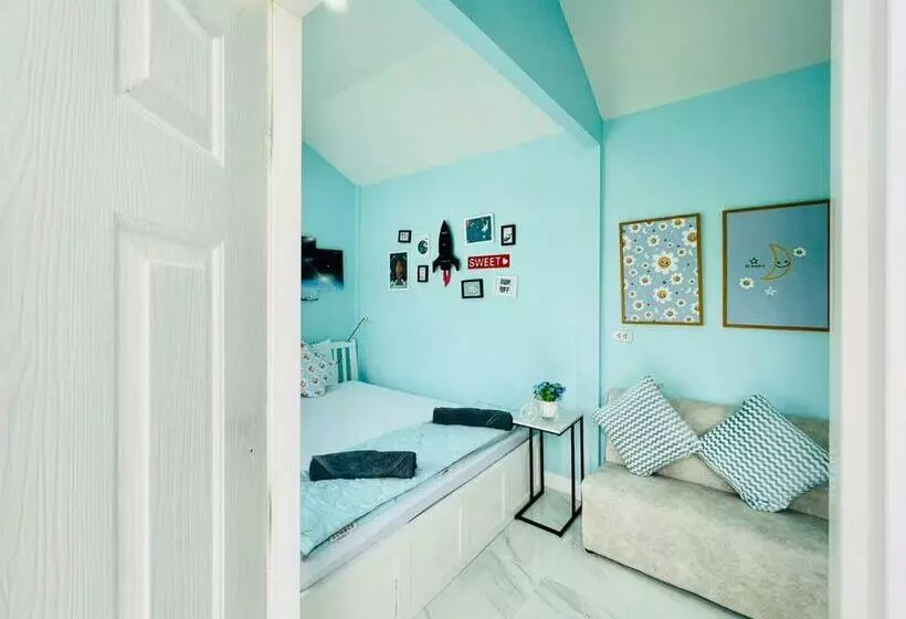 Retkeilymaja Thirty Tree Garden House