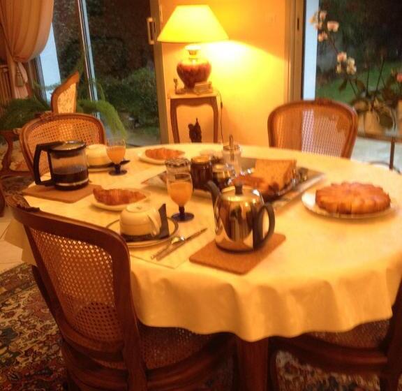 تختخواب و صبحانه Agora Mijo Chambre D Hôtes