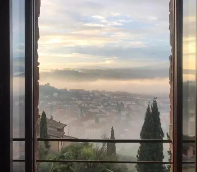 Aamiaismajoitus (B&B) Antica Torre Del Borgo