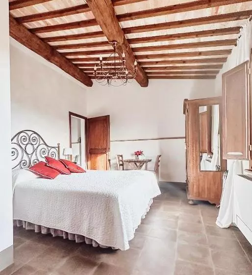 Aamiaismajoitus (B&B) Antica Torre Del Borgo